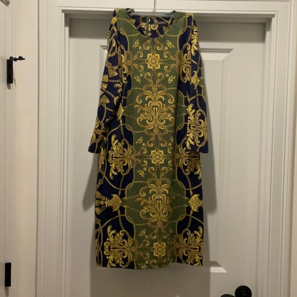 Long sleeve Classic style dress